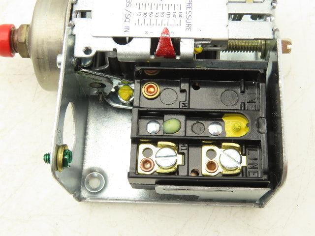Johnson Controls P170AA-2C Pressure Control Switch 0-150 PSI 1/4" Flared