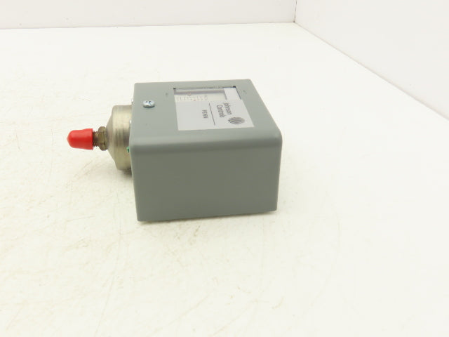 Johnson Controls P170AA-2C Pressure Control Switch 0-150 PSI 1/4" Flared