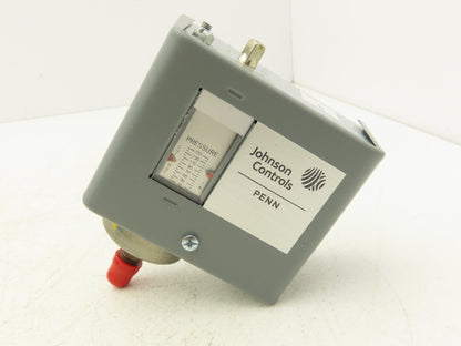 Johnson Controls P170AA-2C Pressure Control Switch 0-150 PSI 1/4" Flared