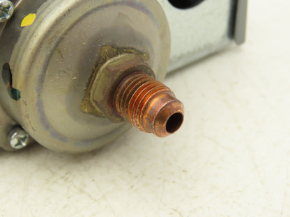 Johnson Controls P170AA-2C Pressure Control Switch 0-150 PSI 1/4" Flared