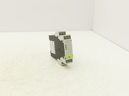 Siemens 3TK2824-2BB40 Digital Safety Relay Input Output Module 230V
