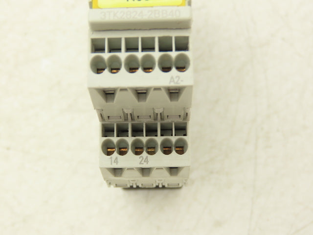 Siemens 3TK2824-2BB40 Digital Safety Relay Input Output Module 230V