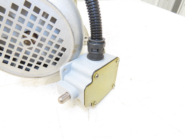 Shengzhou YS 8014-2 Inline Gearmotor 29:1 Ratio 550W 220/380V 3PH 50Hz WBX2