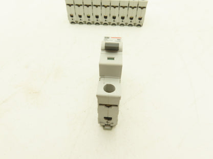 Cutler Hammer WMS1D04 Single Pole Circuit Breaker 4A 240V D-Curve Lot of 10