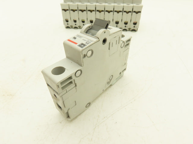 Cutler Hammer WMS1D04 Single Pole Circuit Breaker 4A 240V D-Curve Lot of 10