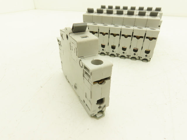 Cutler Hammer WMS1D04 Single Pole Circuit Breaker 4A 240V D-Curve Lot of 16