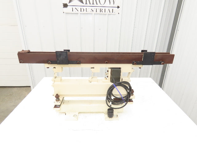 Hoosier Vibratory Linear Parts Feeder 35-1/4" Long 120V 1-1/4" W