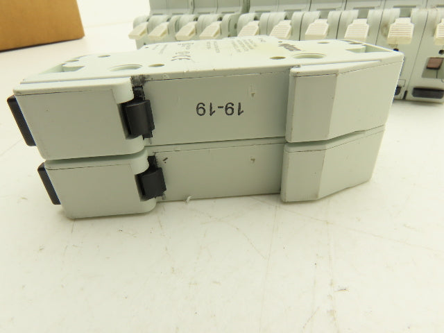 WAGO 811-421 Two Pole Fuse Holder for CC Fuses 30A 600VAC Lot of 12