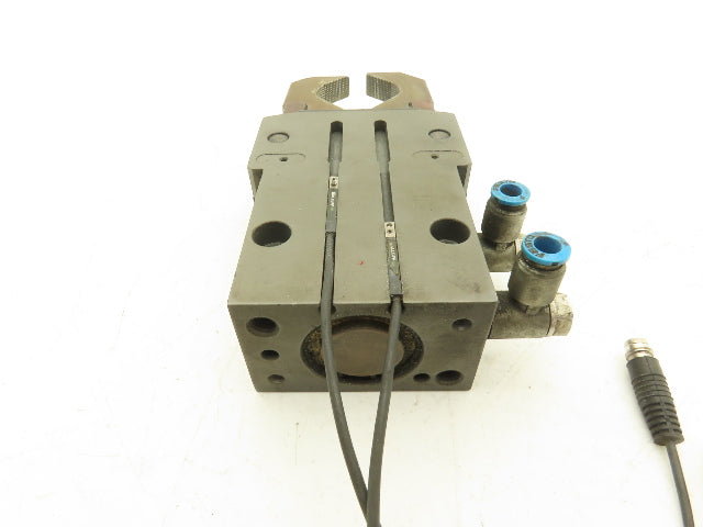 phd GRB11-2-32 X 180 -M Pneumatic Gripper 32mm Bore 180 Degree Regular Duty