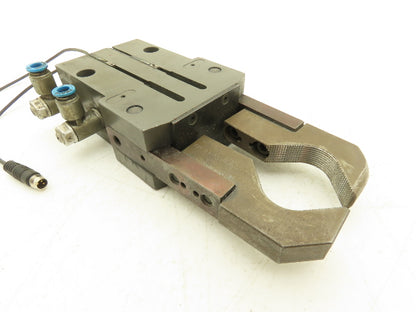 phd GRB11-2-32 X 180 -M Pneumatic Gripper 32mm Bore 180 Degree Regular Duty
