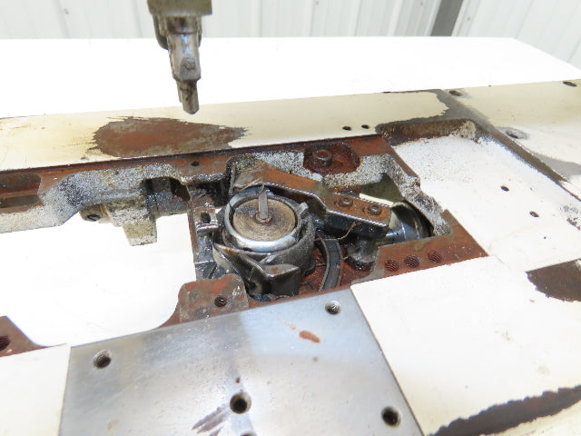 Juki LU-2260N-6 Industrial Sewing Machine Head 2 Needle Unison Feed READ