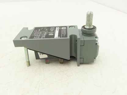 Allen Bradley 802T-AP1 Oiltight Limit Switch Enclosure Lever Type Operator Head