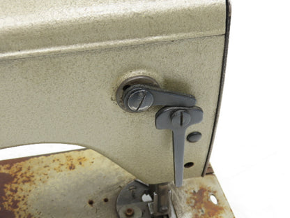 Consew Model 175 Industrial Sewing Machine Head Single Needle Straight & Zig Zag