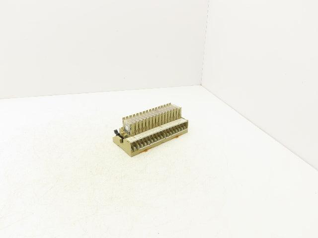 Omron G7TC-OC16 16 Position Base for Relay Type  G7T-1112S 24VDC w/Relays