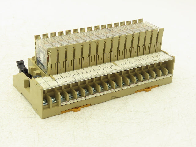 Omron G7TC-OC16 16 Position Base for Relay Type  G7T-1112S 24VDC w/Relays