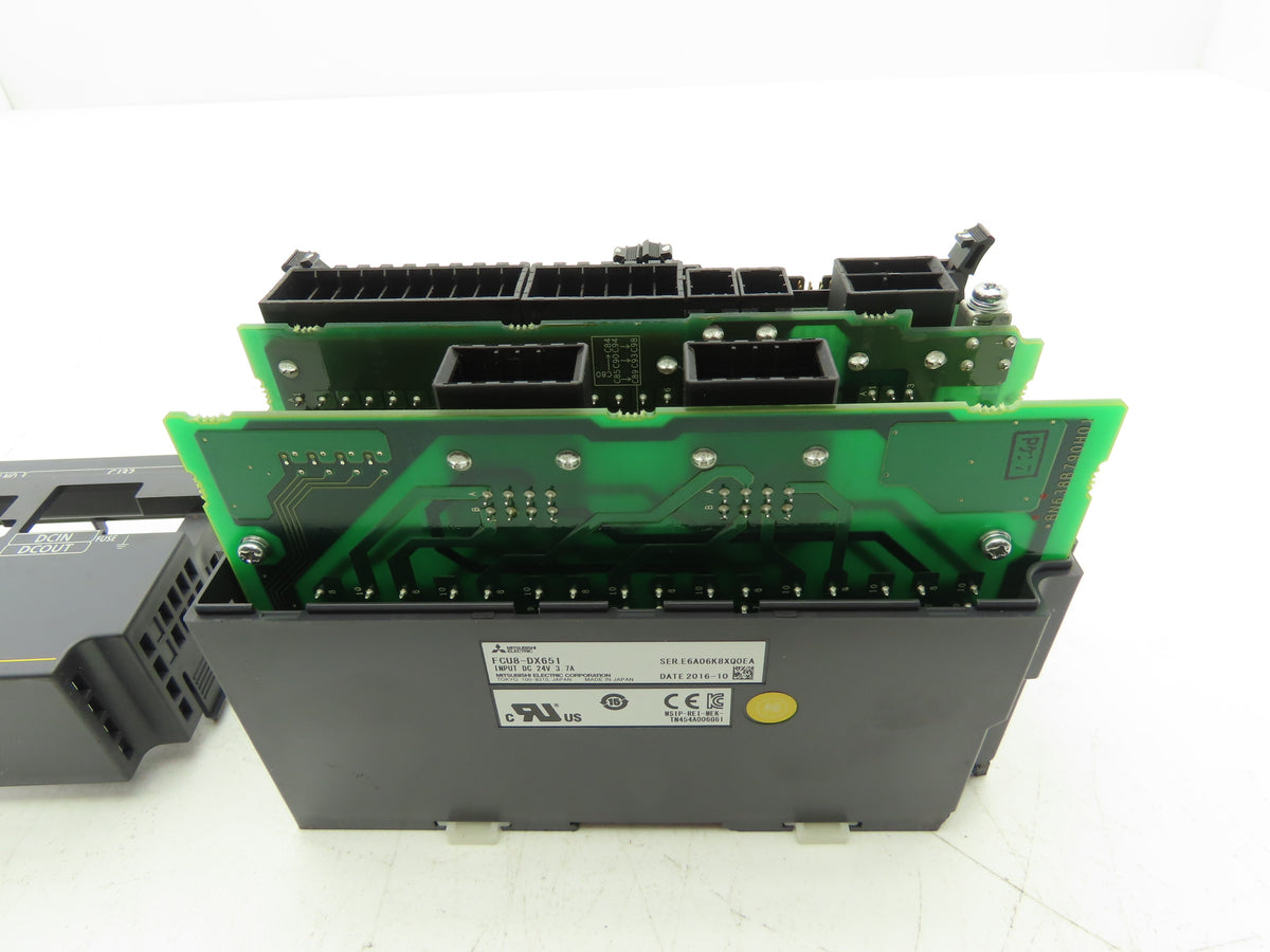 Mitsubishi Electric FCU8-DX651 CNC Machine Peripheral I/O Unit 24VDC 3.7A READ
