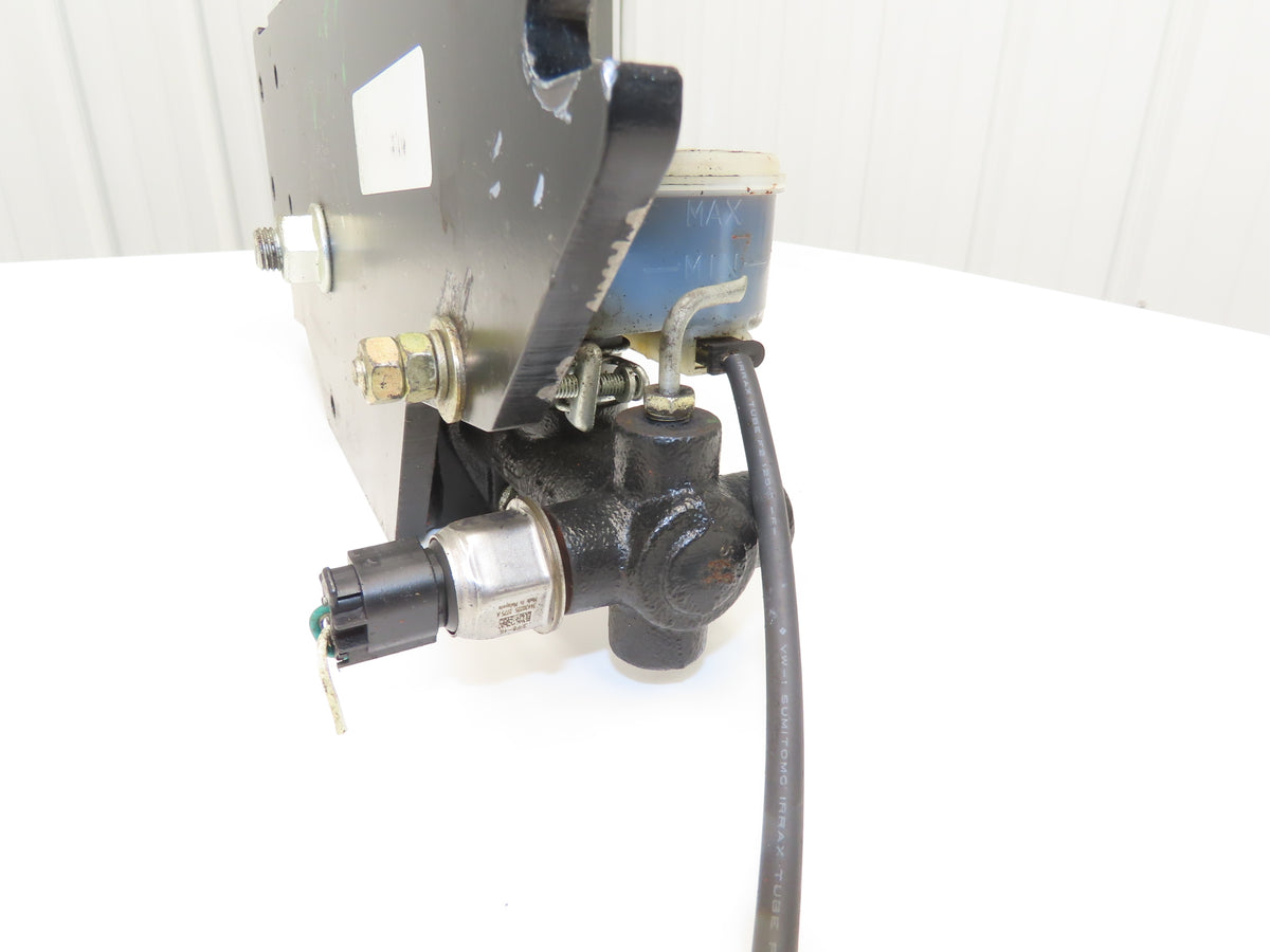 Yale ERC060VGN48TE088 Electric Forklift Brake Pedal Master Cylinder & Bracket