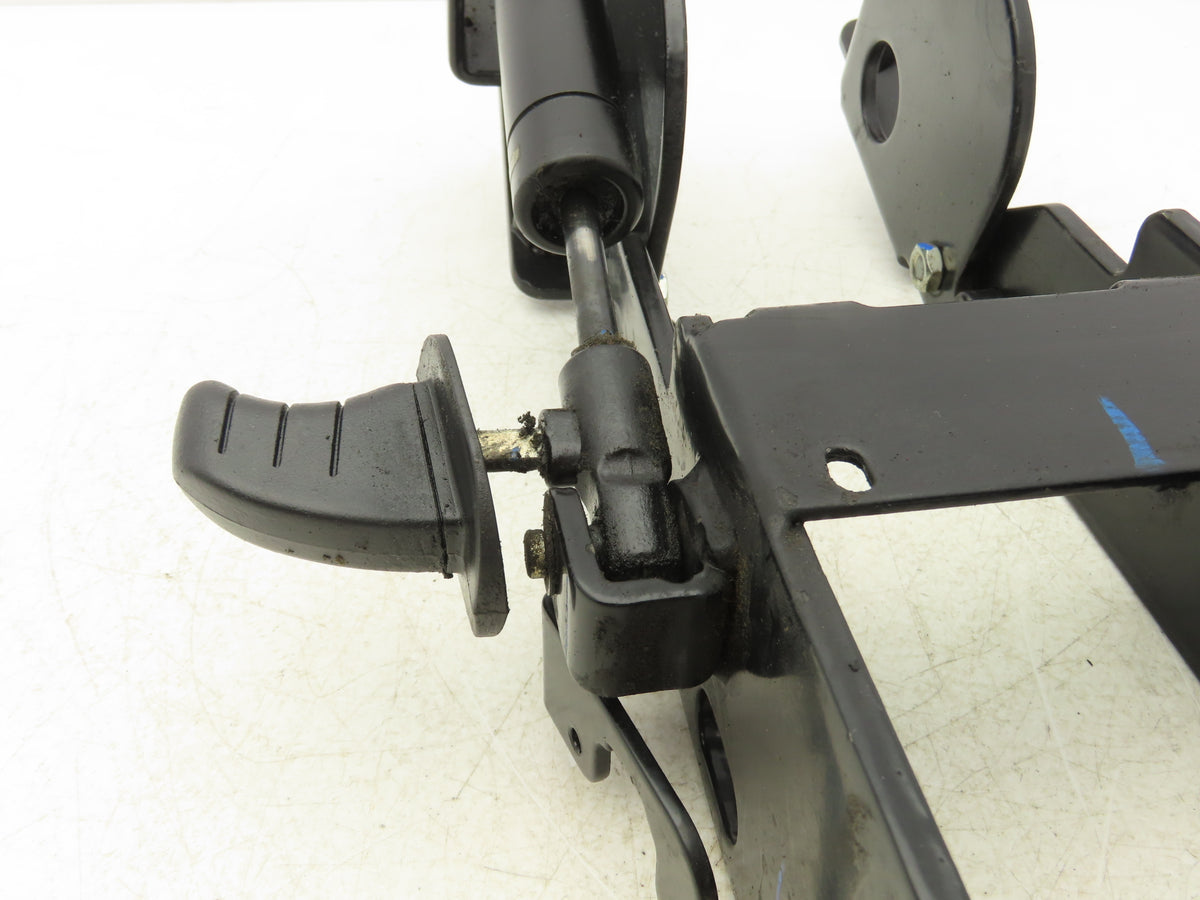 Yale ERC060VGN48TE088 Forklift Steering Column Tilt Bracket Assembly