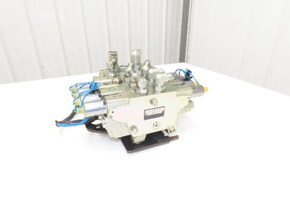 Yale 8543653-0069608 Hydraulic 4 Lever Spool Valve Mast Control ERC060VGN48TE088