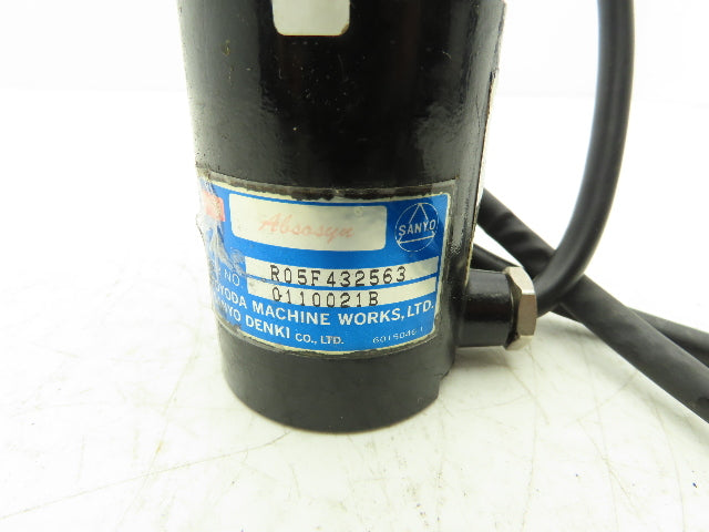 Sanyo Denki Toyoda MC256-M003BC AC Servo Motor 8mm Shaft