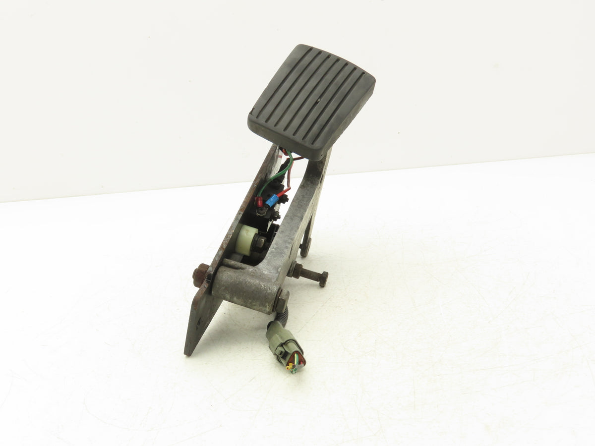 Hyster E60Z-33 Forklift Throttle Accelerator Pedal & Potentiometer