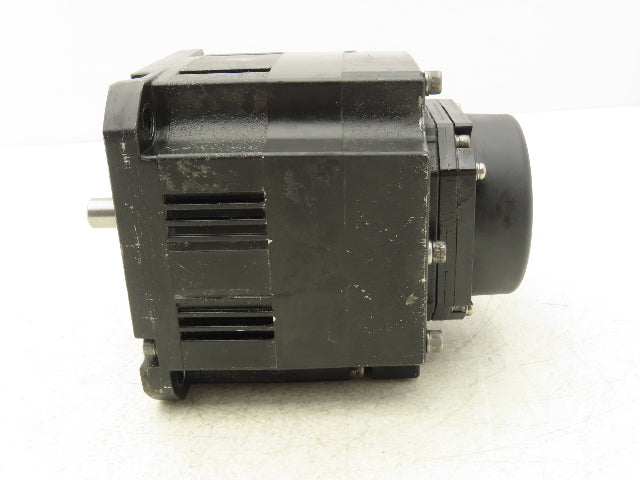 Mitsubishi HG-SR524BJKWOC-S170045 AC Servo Motor .5kW 2000 RPM 250V 3PH *READ*