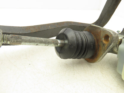 Hyster E60Z-33 Brake Pedal Master Cylinder Assembly