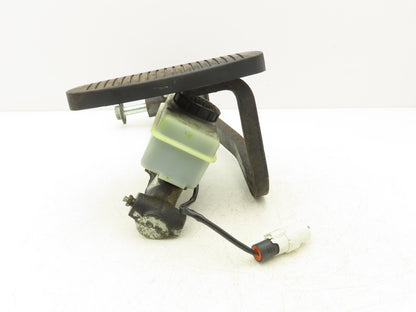 Hyster E60Z-33 Brake Pedal Master Cylinder Assembly