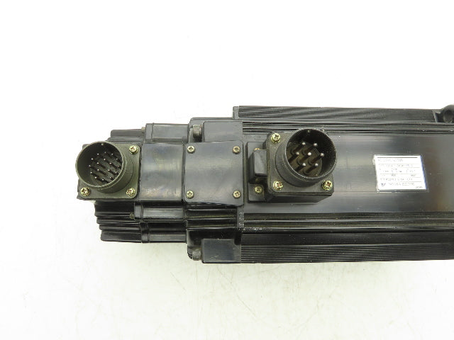 Yaskawa SGMG-13AWA-YR13 AC Servo Motor1300W 1500 RPM 10.7 A Encoder UTMAE-B12DA
