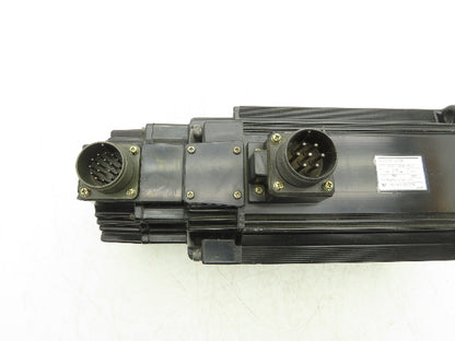 Yaskawa SGMG-13AWA-YR13 AC Servo Motor1300W 1500 RPM 10.7 A Encoder UTMAE-B12DA