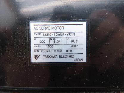 Yaskawa SGMG-13AWA-YR13 AC Servo Motor1300W 1500 RPM 10.7 A Encoder UTMAE-B12DA