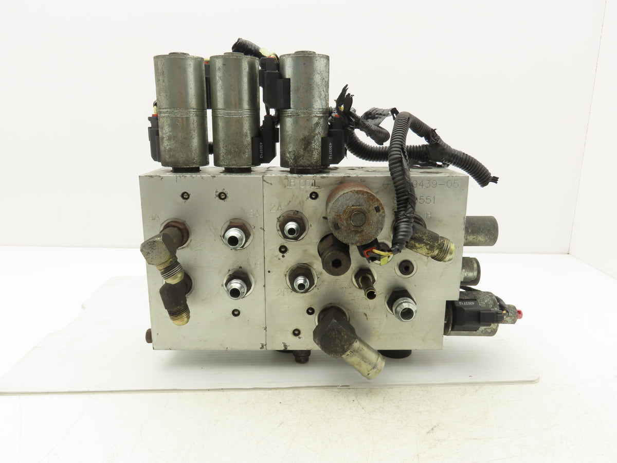 Hyster Hydraulic Manifold Block From E60Z-33 Forklift 8530551