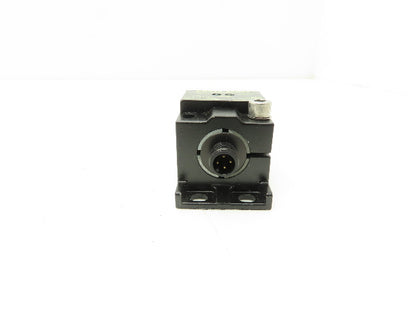 Namco EE510-93041 Inductive Proximity Sensor Hammerhead Nine Way 10-30 VDC
