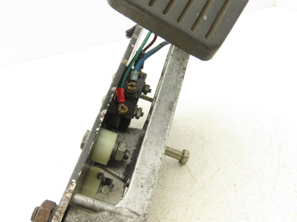 Hyster E50Z-33 Electric Forklift Brake Pedal & Master Cylinder Assembly