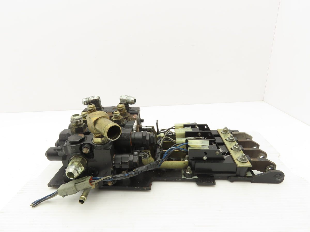 Husco 5000-C259 D Hydraulic 4-Spool Forklift Mast Control Valve Off E50Z-33