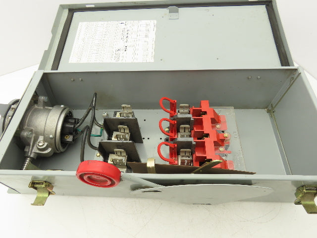 Cutler Hammer Disconnect Switch 60A 600V Fused Russellstoll DS6404MP Receptacle