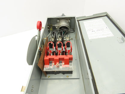 Cutler Hammer Disconnect Switch 60A 600V Fused Russellstoll DS6404MP Receptacle