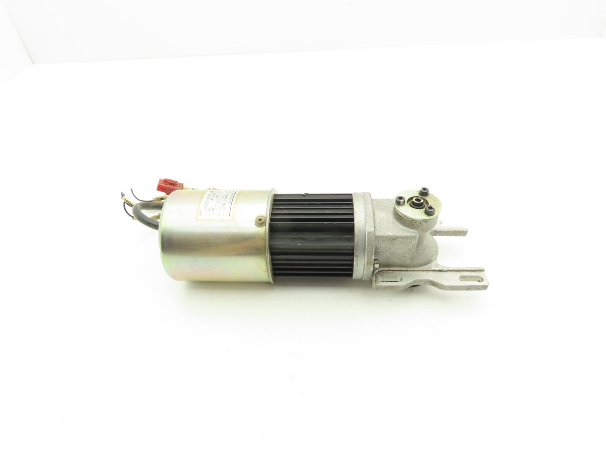 Yaskawa USAREM-01YRW11 AC Servo Motor 3000rpm 110W 1Amp w/Right Angle Drive