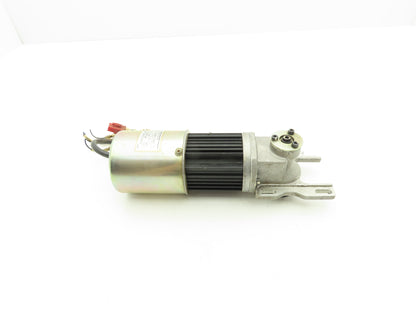 Yaskawa USAREM-01YRW11 AC Servo Motor 3000rpm 110W 1Amp w/Right Angle Drive