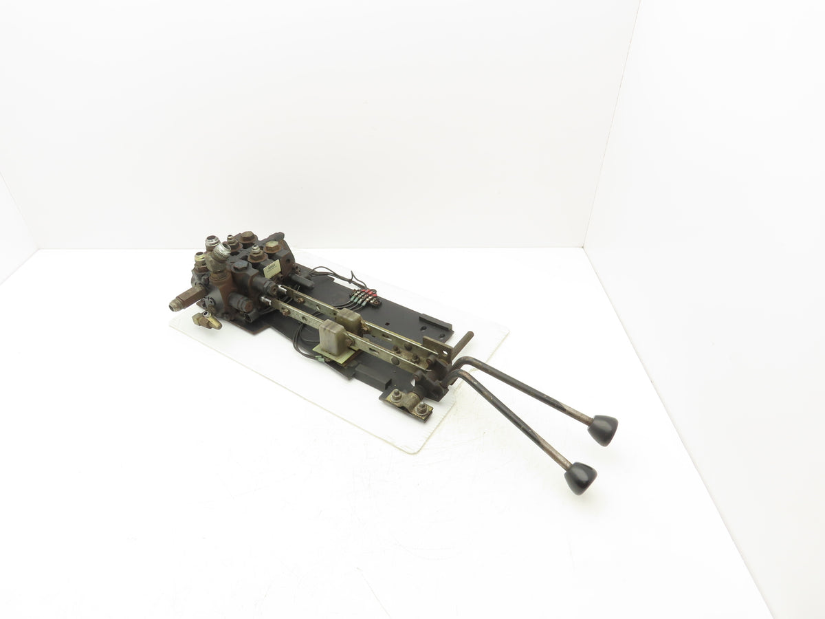 Yale Hydraulic 2-Spool 2 Lever Forklift Mast Control Valve Assembly Off ERC080
