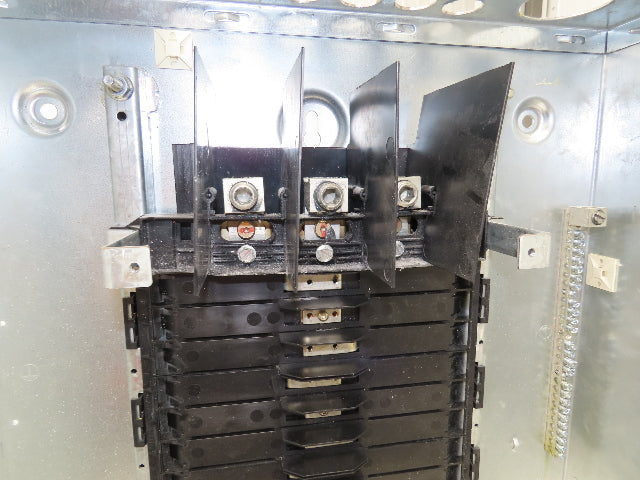 Square D NF442L2C NF Panelboard Breaker Box 250A 600Y/347V 3PH 4W 42 Circuit