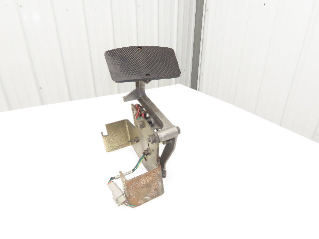 Yale Forklift Throttle Accelerator Pedal Bracket & Potentiometer Off ERC120HGN