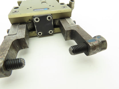 Schunk PWG 90-F 302632 Pneumatic Angular Gripper Mechanical Two Finger For Robot
