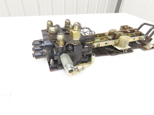 Yale Hydraulic 3-Spool 3 Lever Forklift Mast Control Valve Assembly Off ERC080