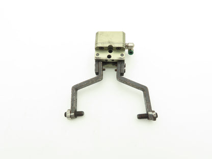 Schunk PWG 60 S 302612 Pneumatic Angular Gripper Mechanical Two Finger For Robot