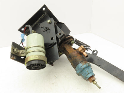 Toyota 5FBC15 Electric Forklift Brake Pedal Master Cylinder Assembly