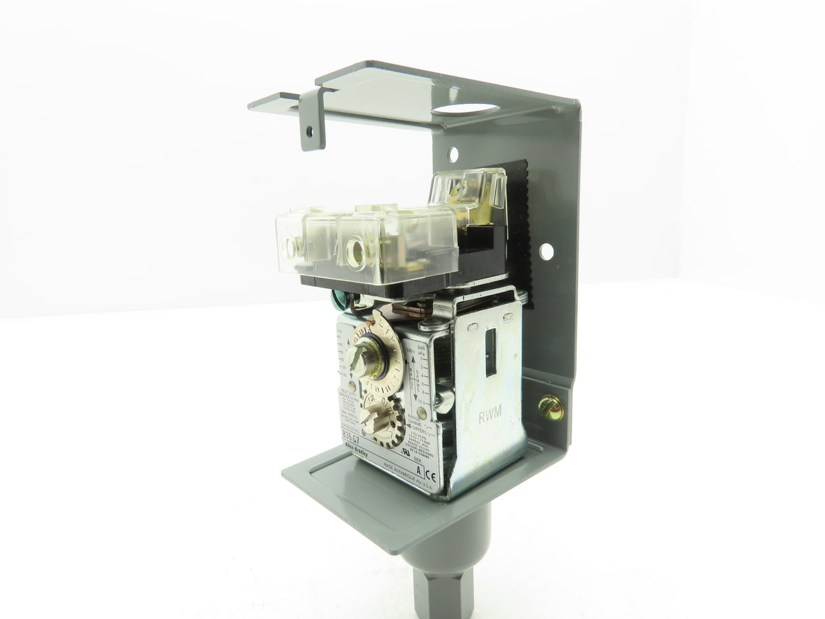 Allen Bradley 836-C7A Pressure Control 4-150 PSI 2 circuit-SPST NC