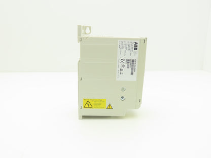 ABB ACS150-03U-05A6-4 Micro Drive 2.2 kW 3 HP 400/480V 3Ph Frequency Converter