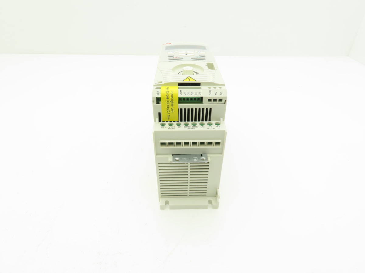 ABB ACS150-03U-05A6-4 Micro Drive 2.2 kW 3 HP 400/480V 3Ph Frequency Converter