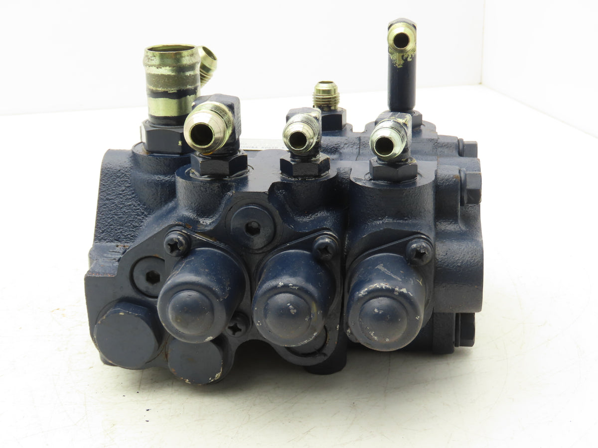 Toyota 67610-15270-71 Hydraulic 3-Spool Forklift Mast Control Valve Off 5FBC15